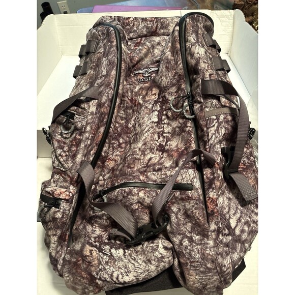 ASIO Gear Other - ASIO Gear Treestand Pack Raptor Camo NWT Bowhunting Saddle Hunting Backpack